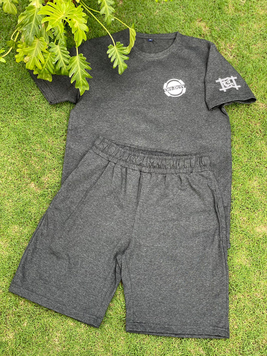Dark grey off duty print loungewear set of t-shirt & shorts (men, slim fit)