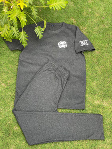 Dark grey off duty print loungewear set of t-shirt & track pants (men, slim fit)